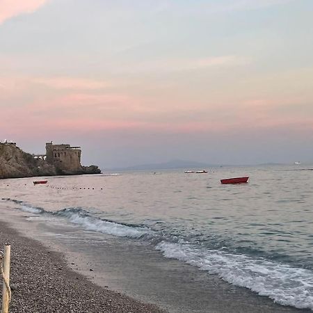 Appartamento 10 M Dal Mare Casa Da Zia Lena Maiori Exterior foto