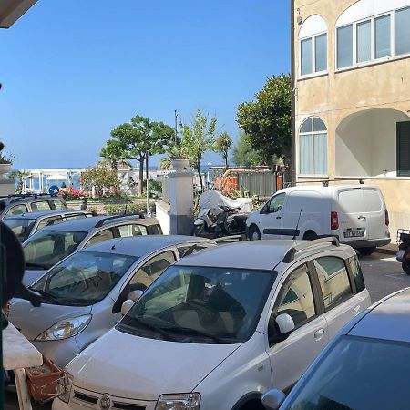 Appartamento 10 M Dal Mare Casa Da Zia Lena Maiori Exterior foto